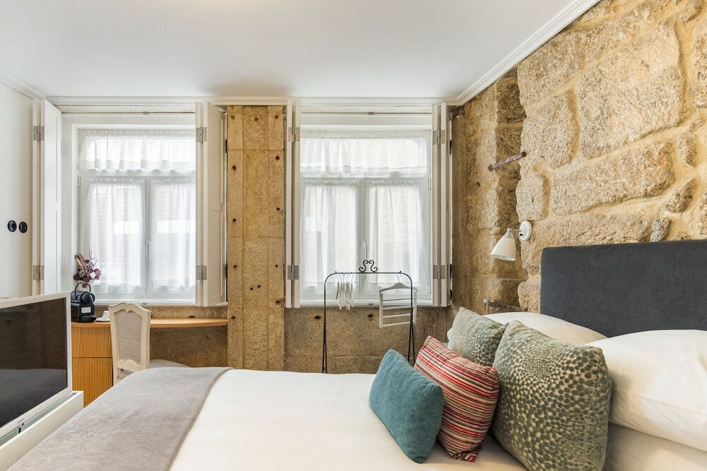 Фото 1872 River House