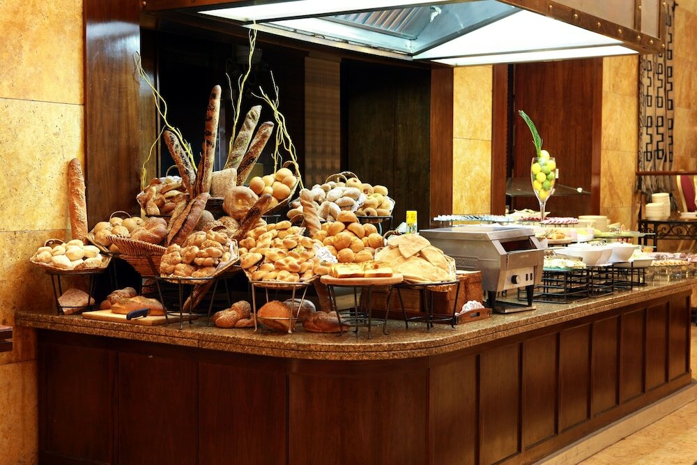 Фото Crowne Plaza Amman, an Ihg Hotel