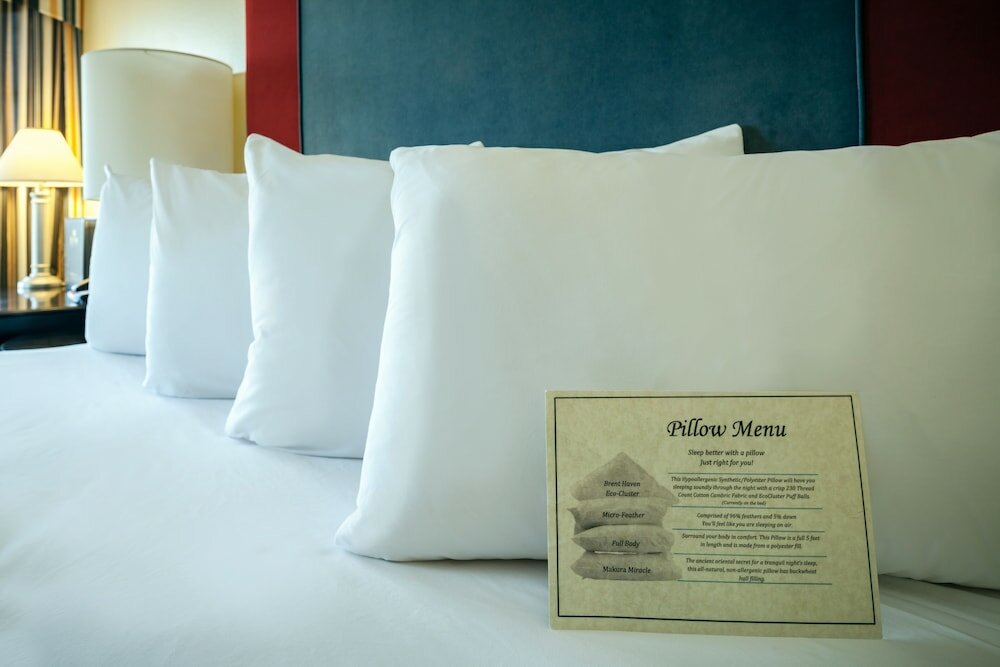 Фото Plaza Inn & Suites at Ashland Creek