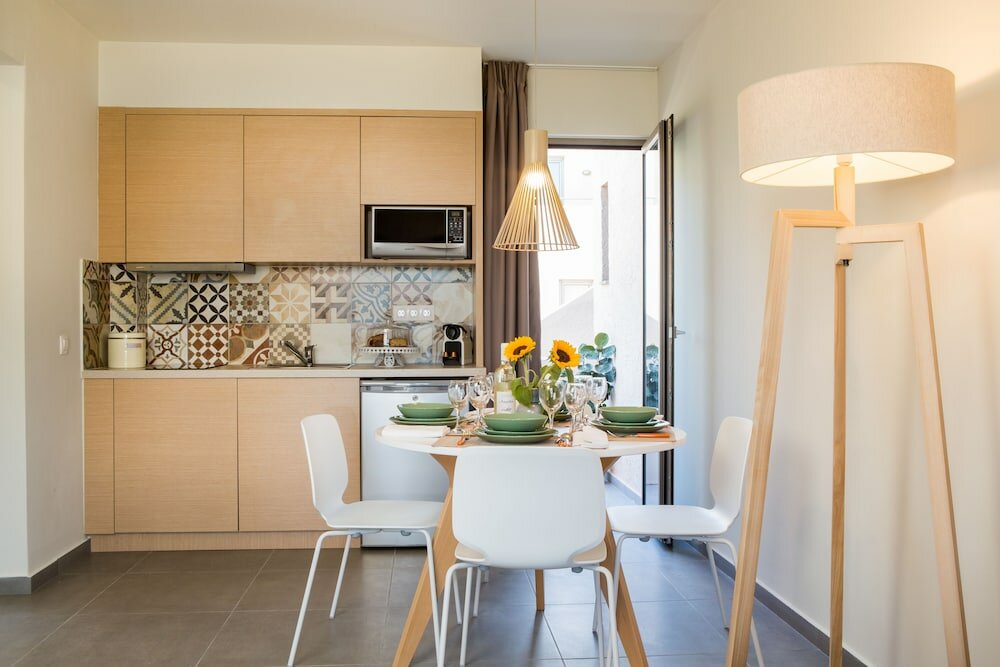 Фото Sundance Apartments and Suites