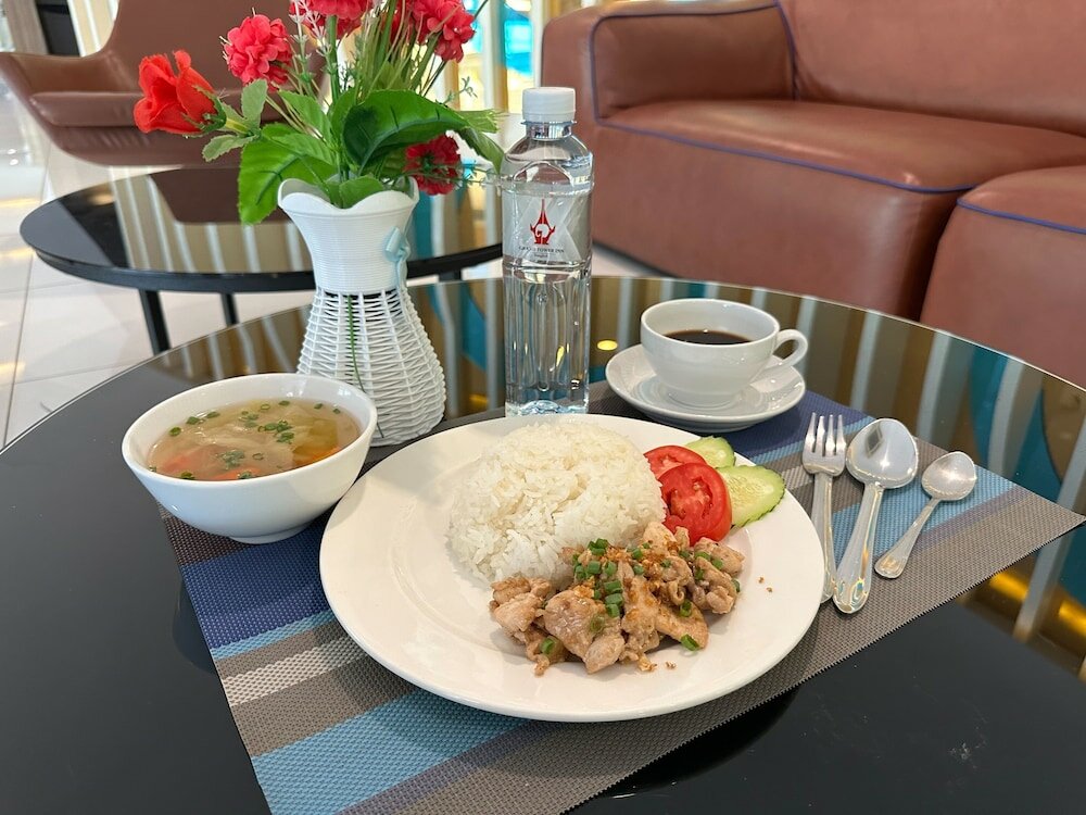 Фото Grand Tower Inn Sathorn Bangkok