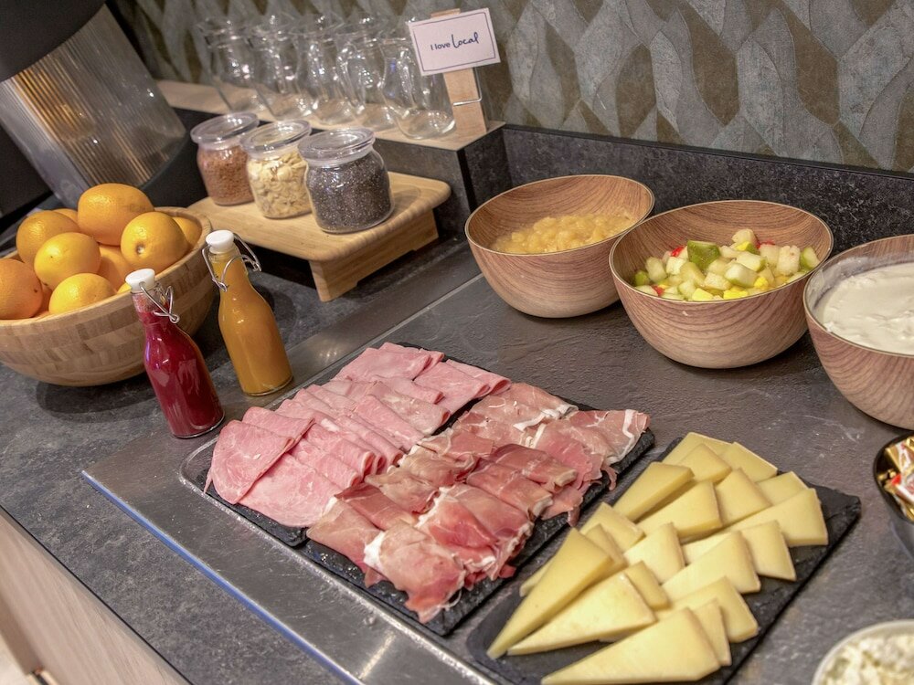 Фото Ibis Styles Cannes le Cannet 