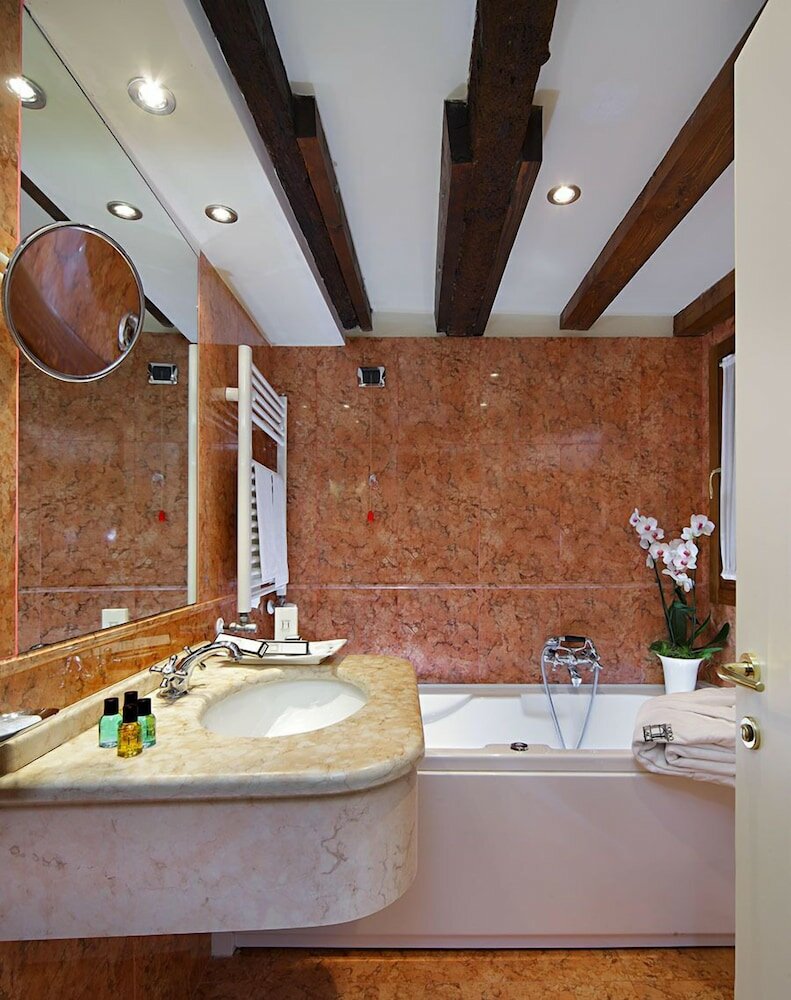 Фото Duodo Palace Hotel