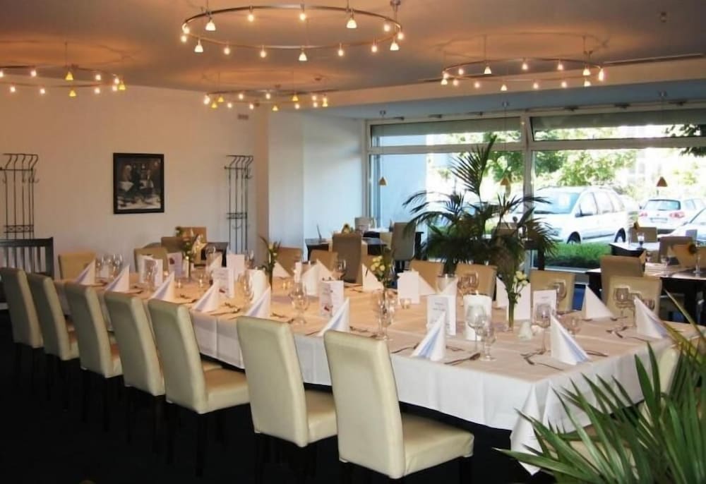 Фото Euro Park Hotel Hennef