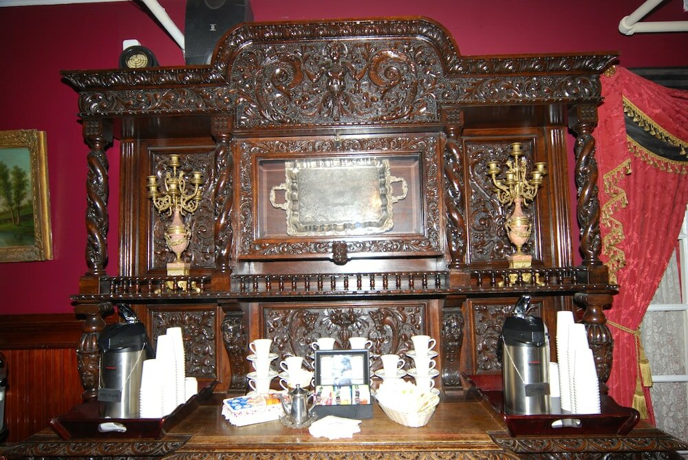 Фото Queen Anne Hotel