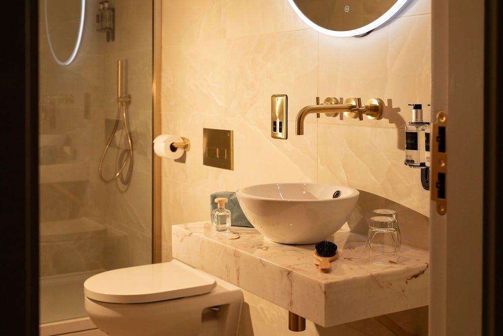 Фото The Address Glasgow