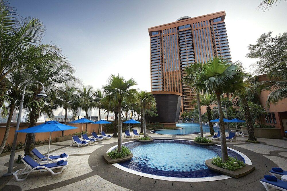 Фото отеля 2