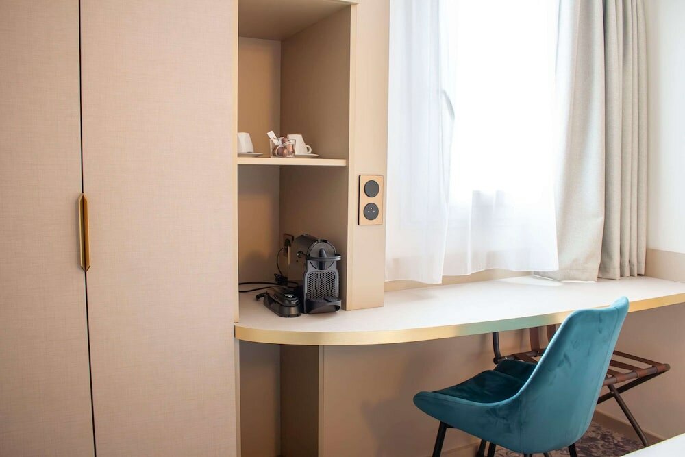 Фото Brit Hotel Bordeaux Aéroport - Le Soretel