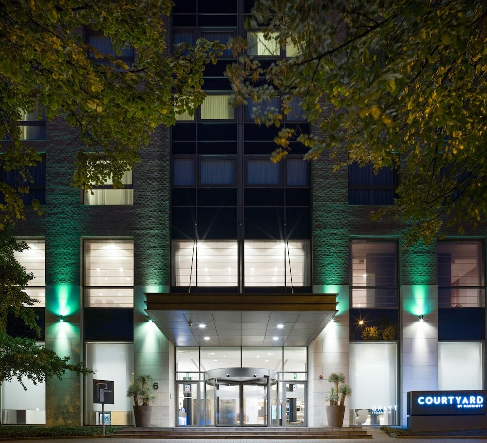 Фото Courtyard by Marriott Brussels