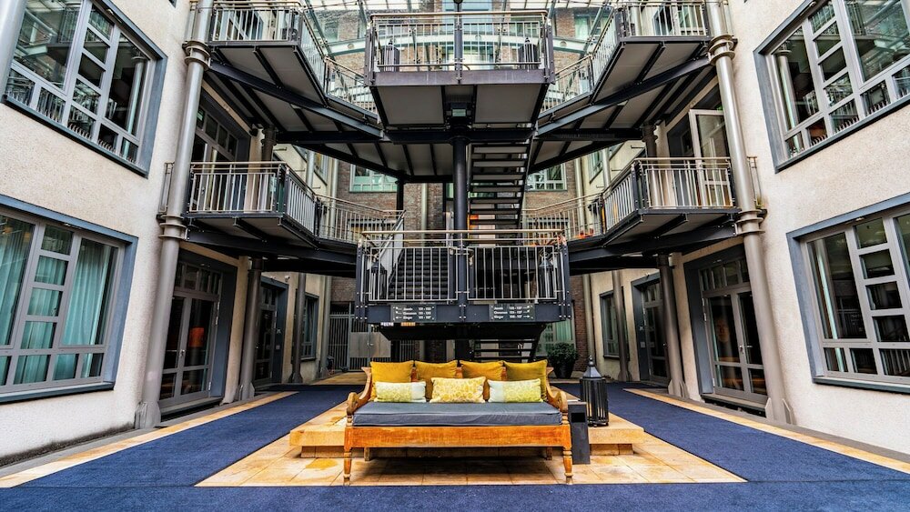 Фото East Hotel Hamburg