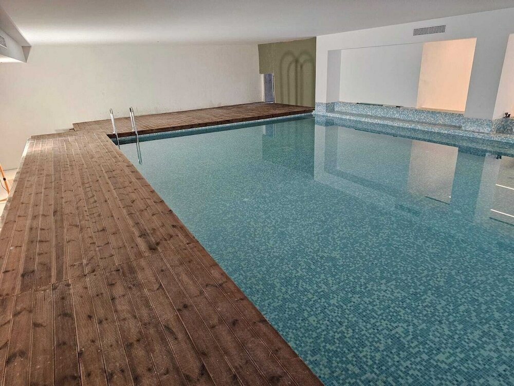 Фото Radisson Beach Resort Larnaca