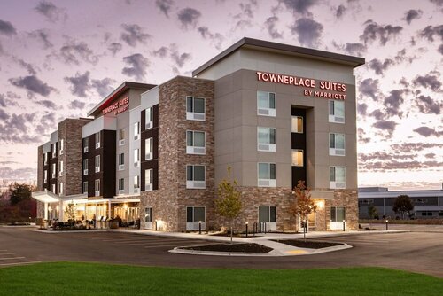 Гостиница TownePlace Suites by Marriott Madison West/Middleton в Миддлтоне