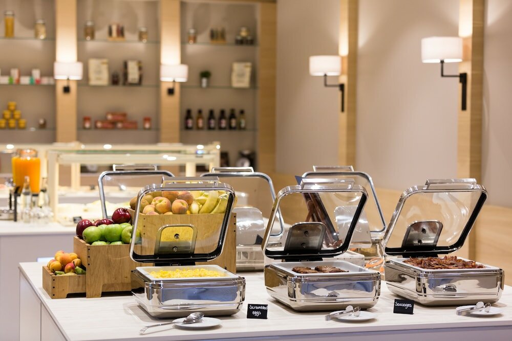 Фото Courtyard by Marriott Brussels