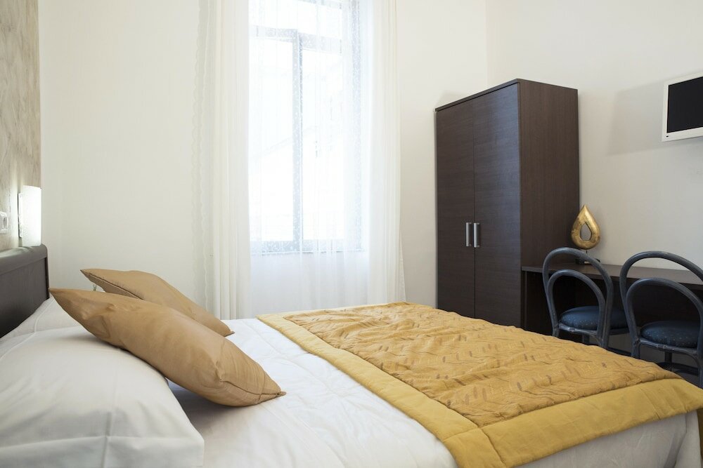 Фото Hotel Capri