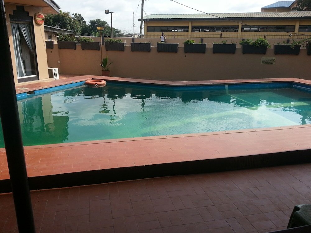 Фото Divine Fountain Agidingbi