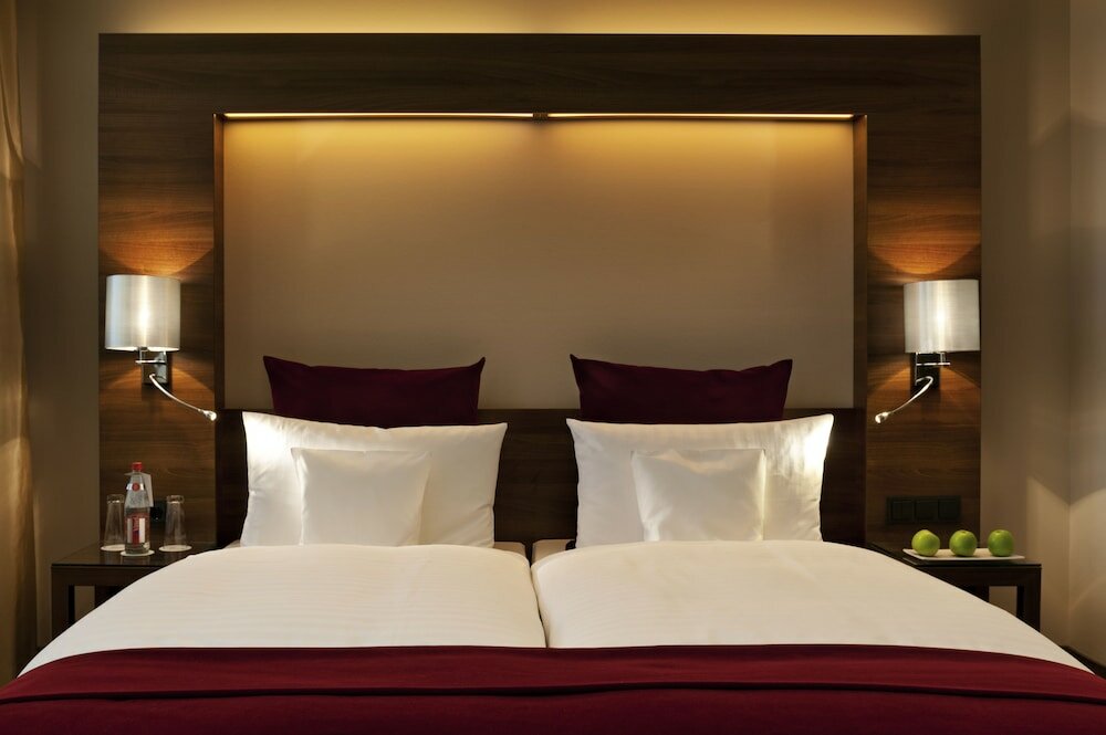 Фото Flemings Hotel Frankfurt Main - Riverside