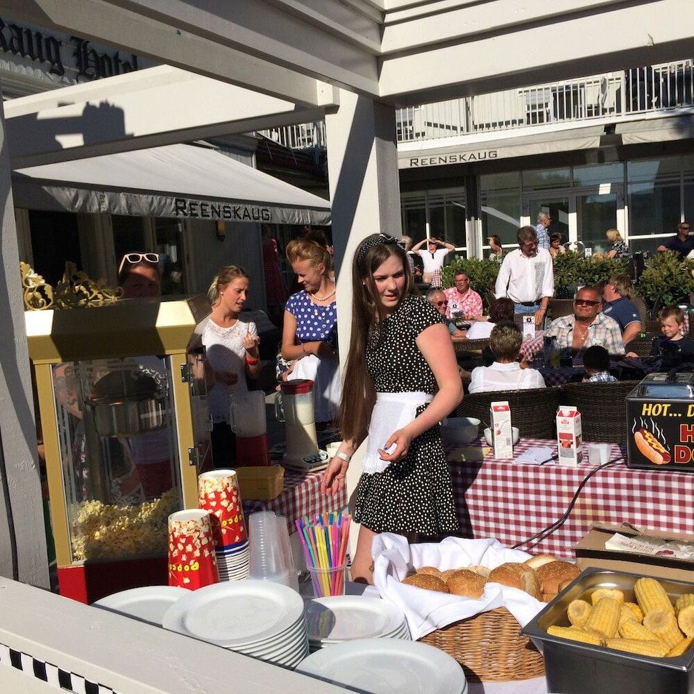 Фото Reenskaug Hotel