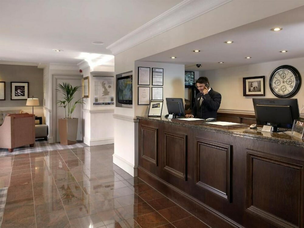 Hotel Macdonald Craxton Wood Hotel & Spa, England, photo