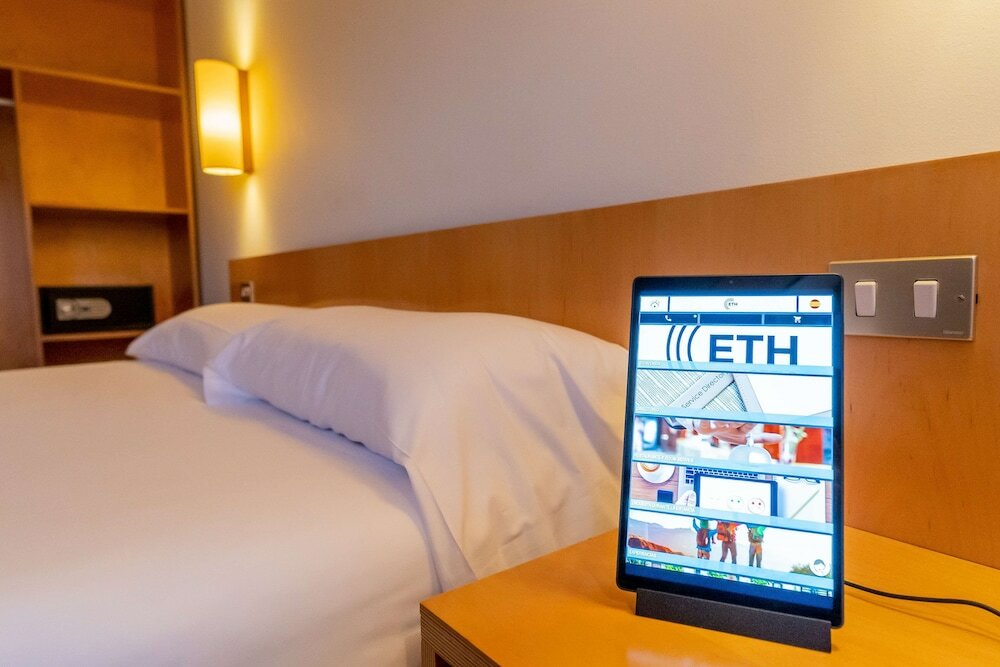 Фото Kyriad Direct Eth Irun