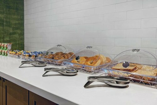 Гостиница Fairfield Inn & Suites by Marriott Milwaukee Brookfield в Нью-Берлине