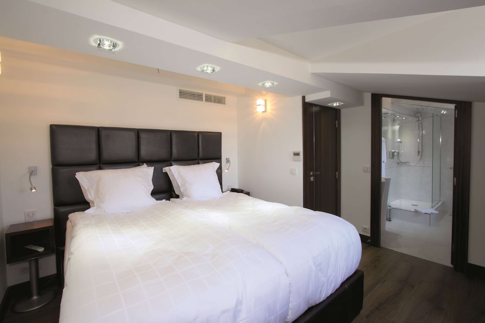 Фото Golden Tulip Cannes Hotel De Paris