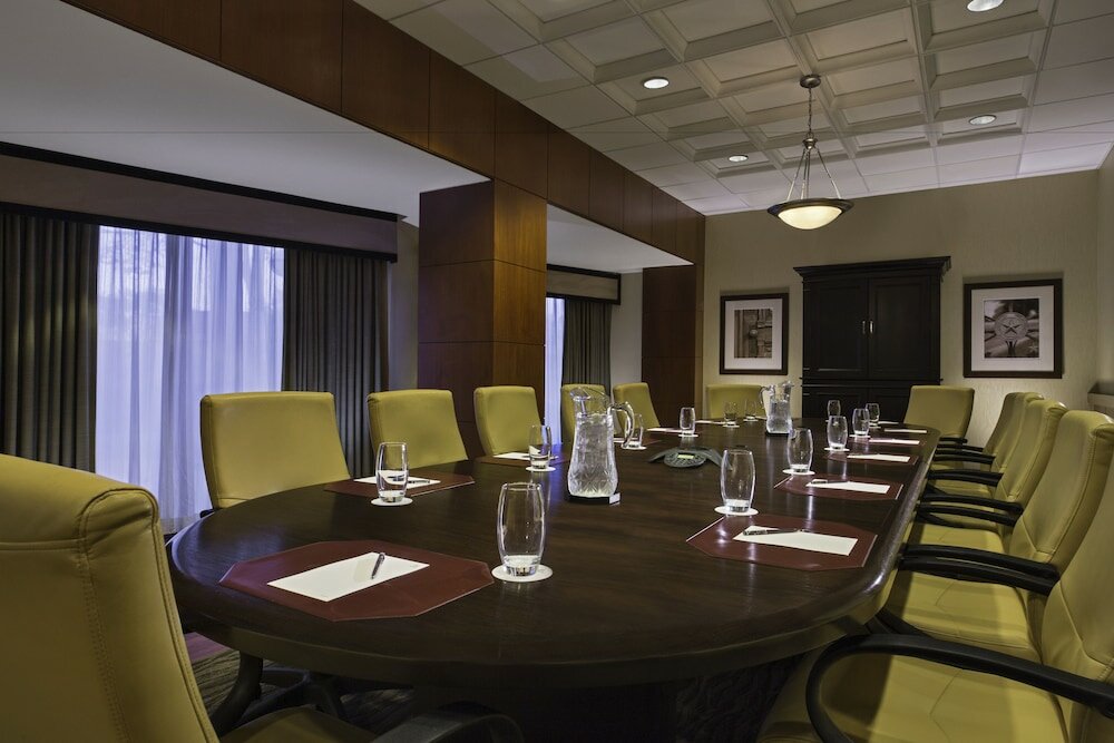 Фото Sheraton Houston Brookhollow Hotel