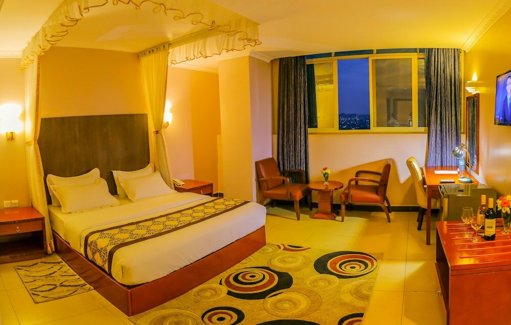 Фото Hbt Russel Hotel