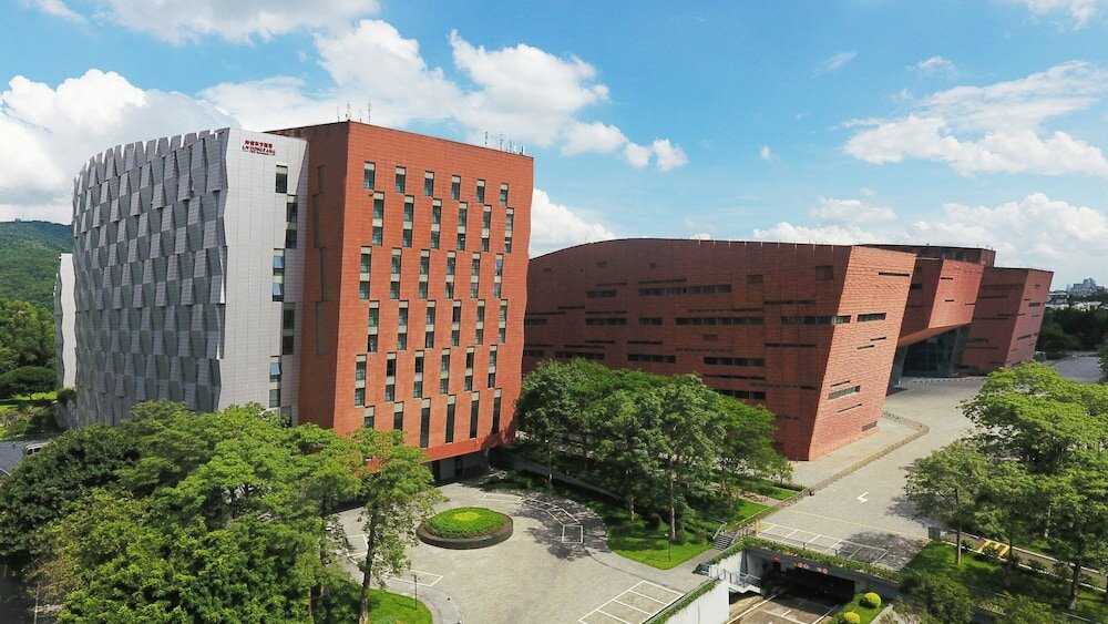 Фото Guangzhou Baiyun International Convention Center LN Dongfang Hotel