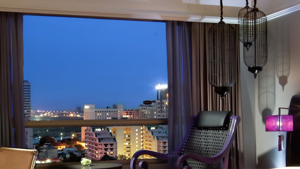 Фото Sofitel Saigon Plaza