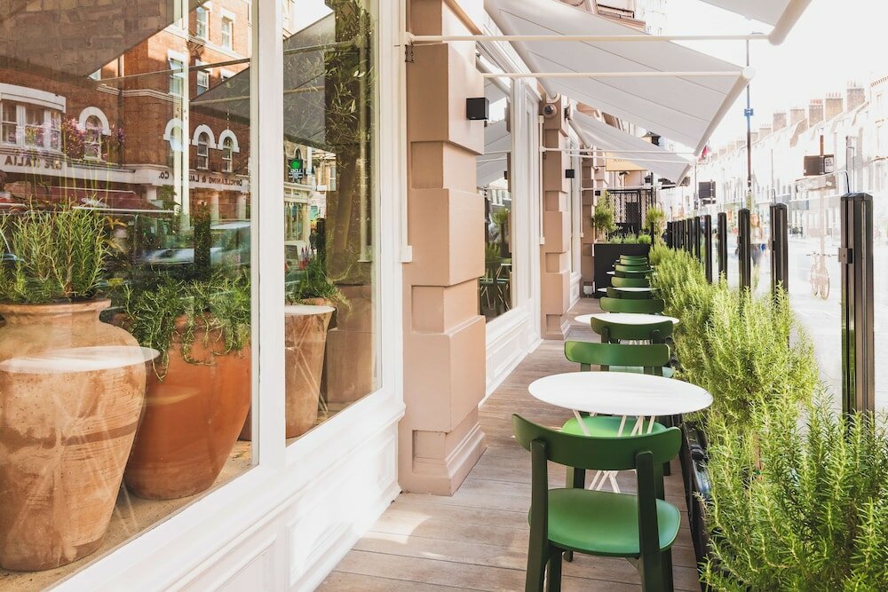 Фото Radisson Blu Edwardian Bloomsbury Street Hotel, London