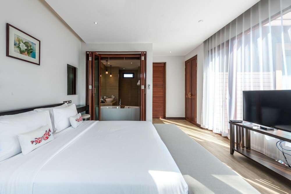 Фото Triple Tree Beach Resort