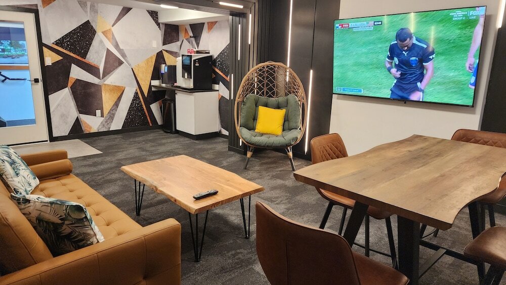 Фото The New 401 Inn