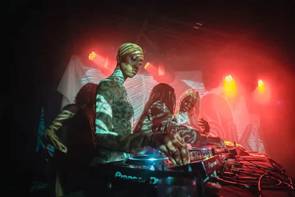 Фото The Drake Hotel