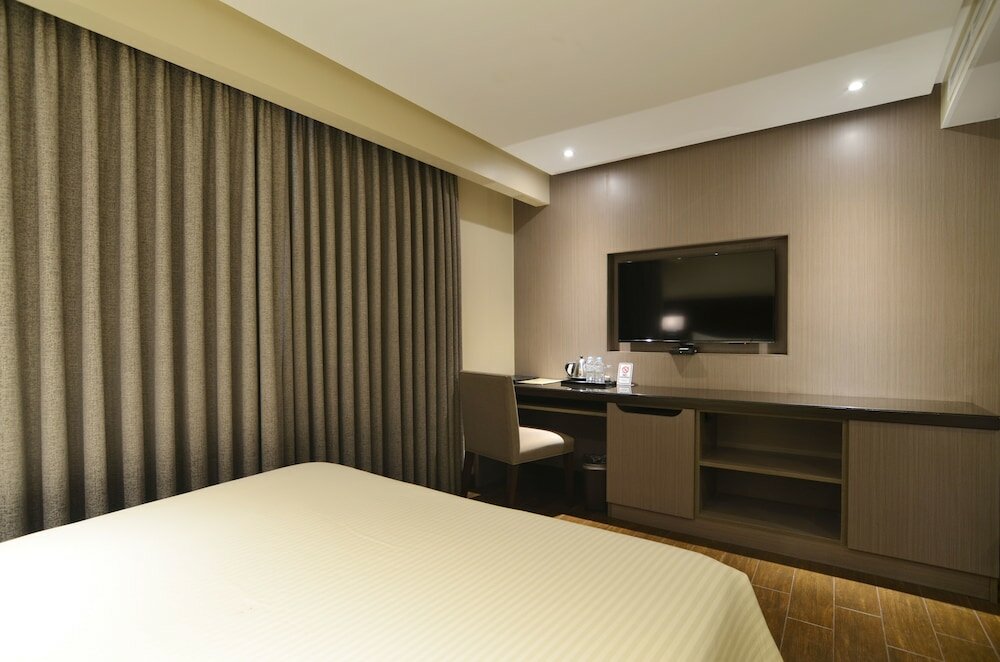 Фото Pearl Garden Hotel