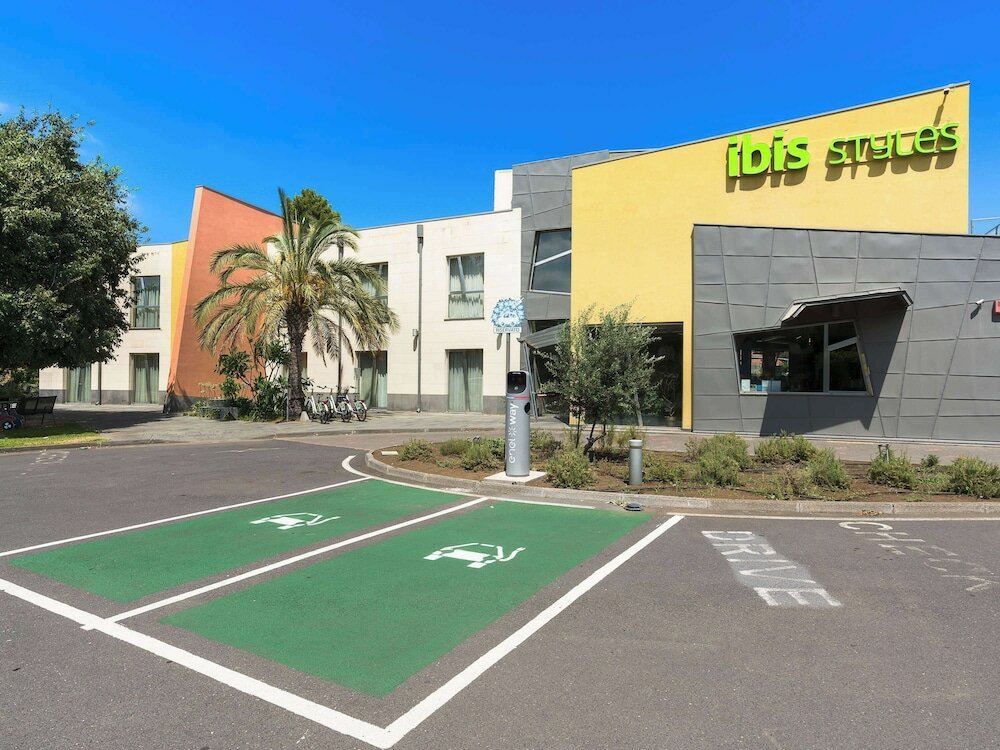 Фото Ibis Styles Catania Acireale