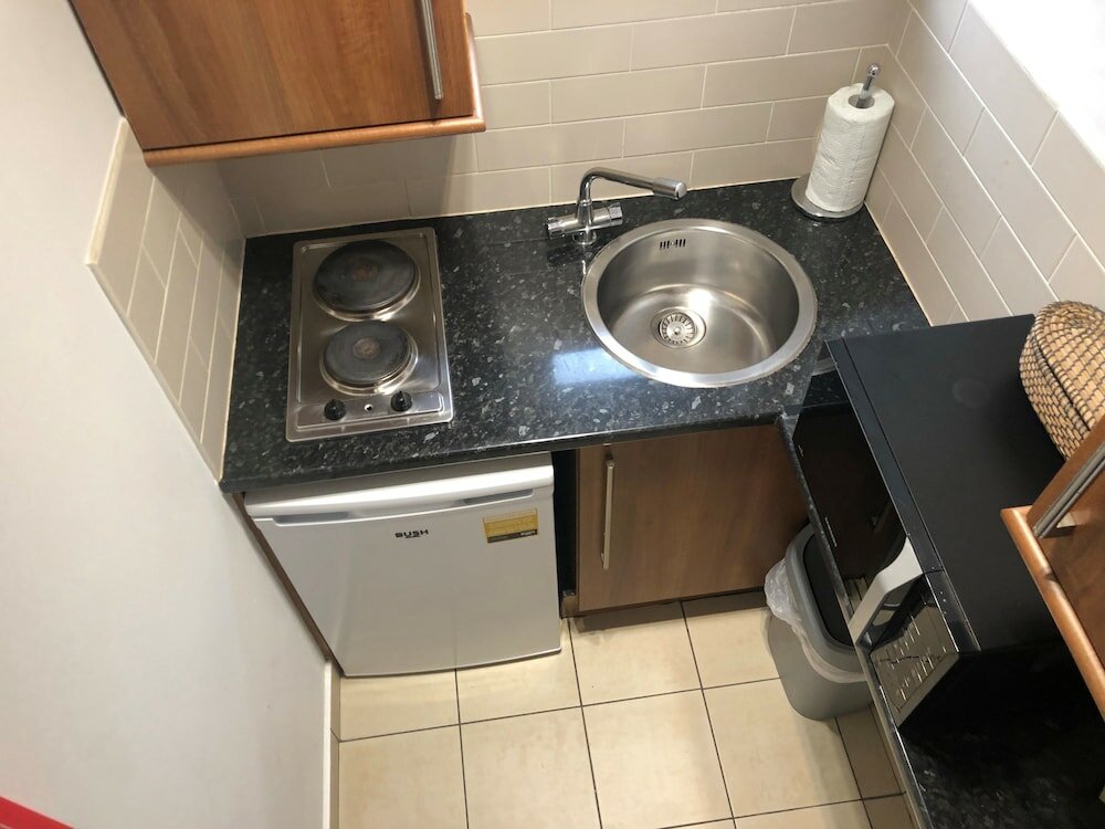 Фото The New London Carlton Hotel & Service Apartments