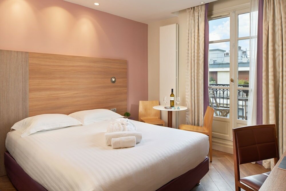 Фото Hôtel de Sévigné