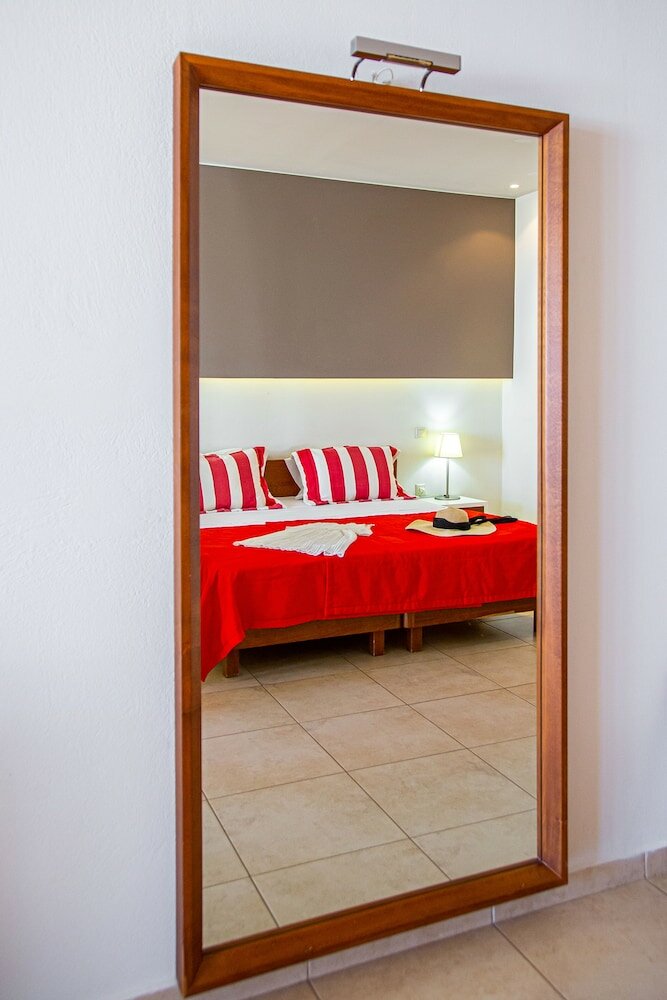 Фото Royal Heights Resort Villas & SPA