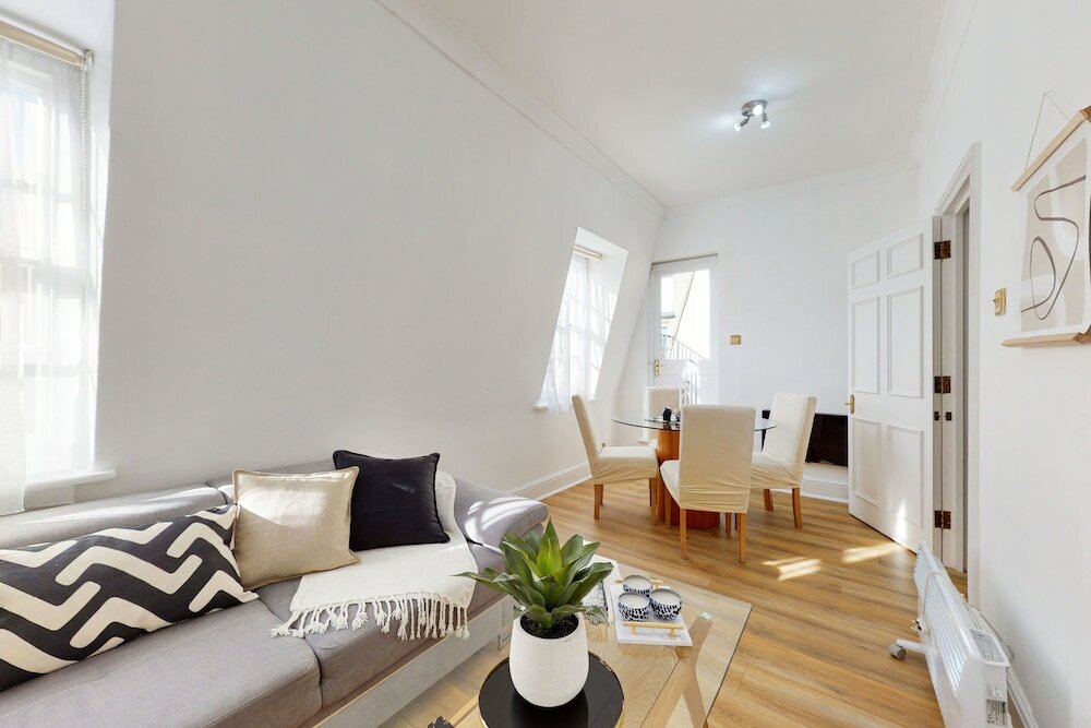 Фото Park Lane Apartments - Clarges St