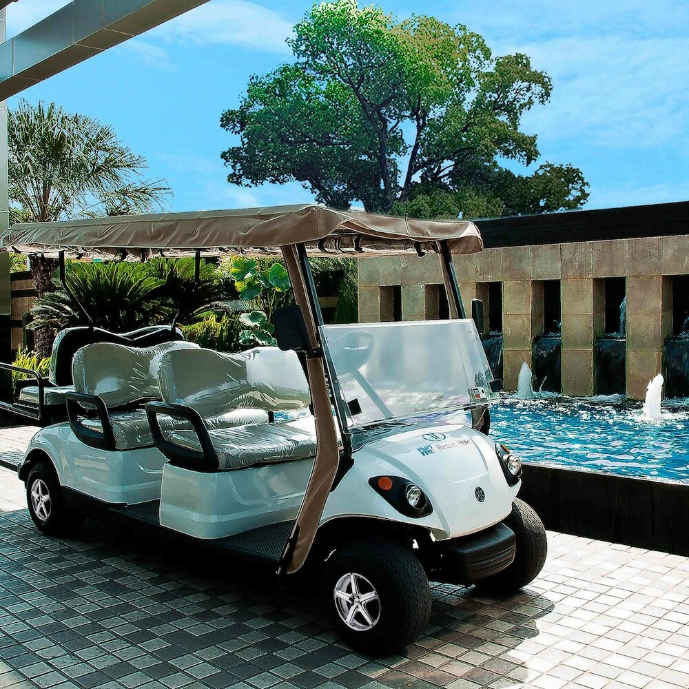 Фото Fm7 Resort Hotel Bandara Jakarta Airport