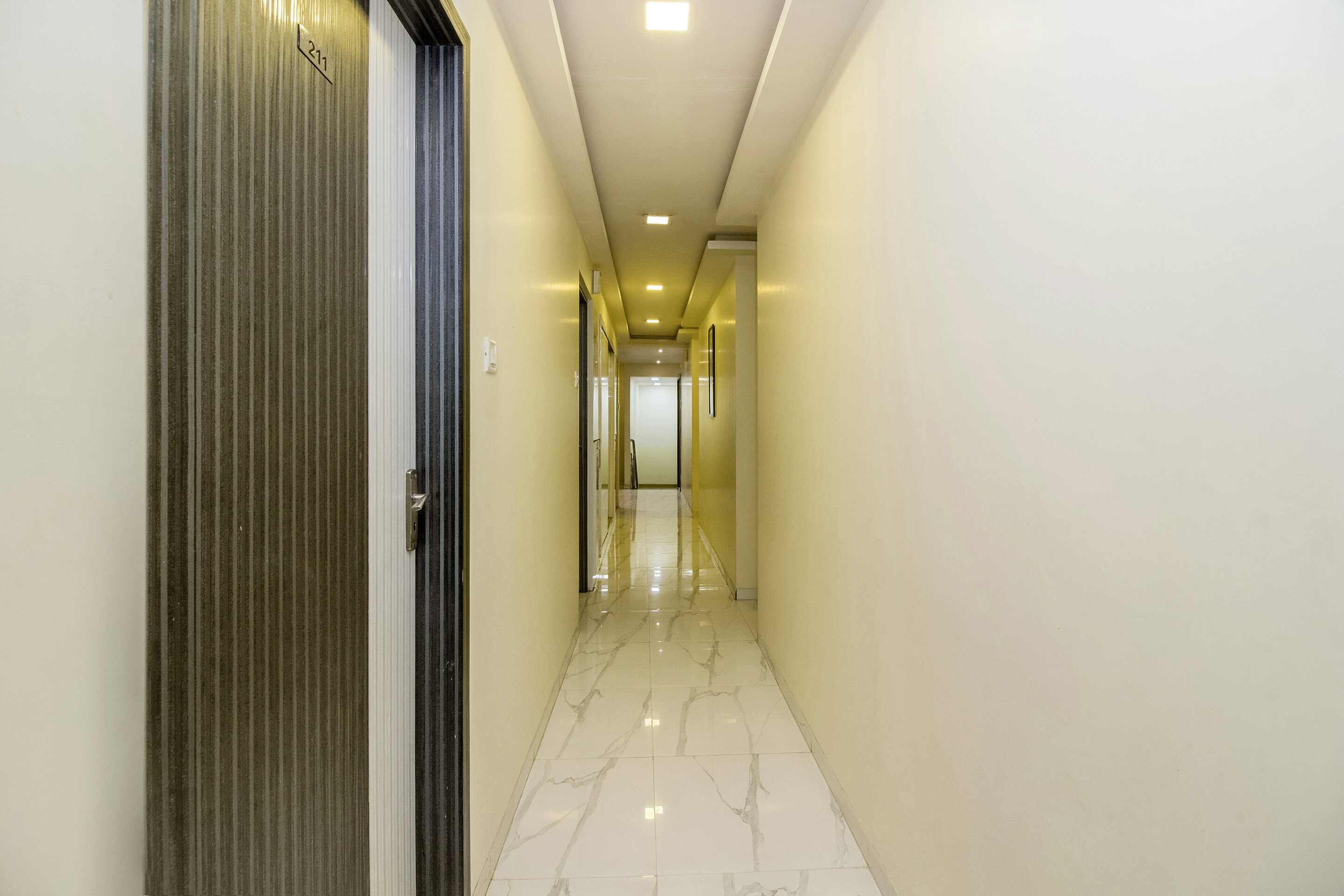 Фото Oyo 7407 Hotel Blue Sea