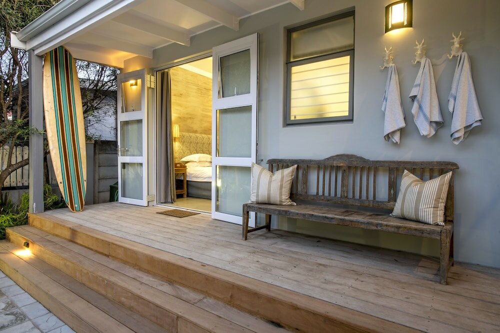 Фото Driftwood - Kenton on Sea