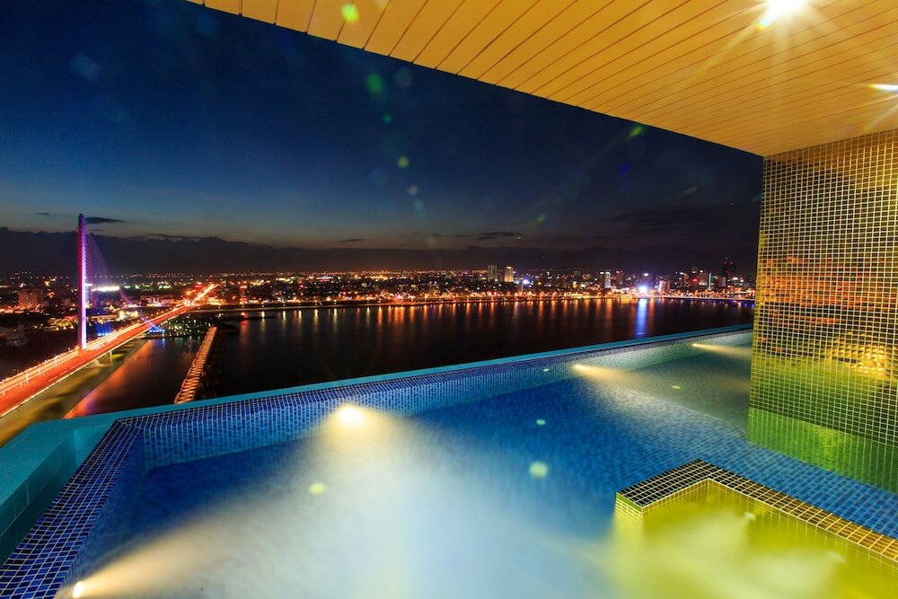 Фото Fivitel Da Nang