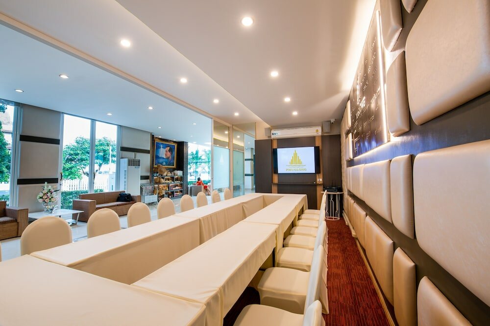 Фото Phuglong Hotel