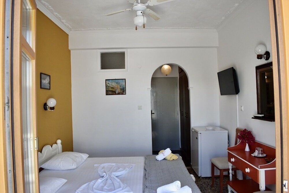 Фото Minoa Hotel