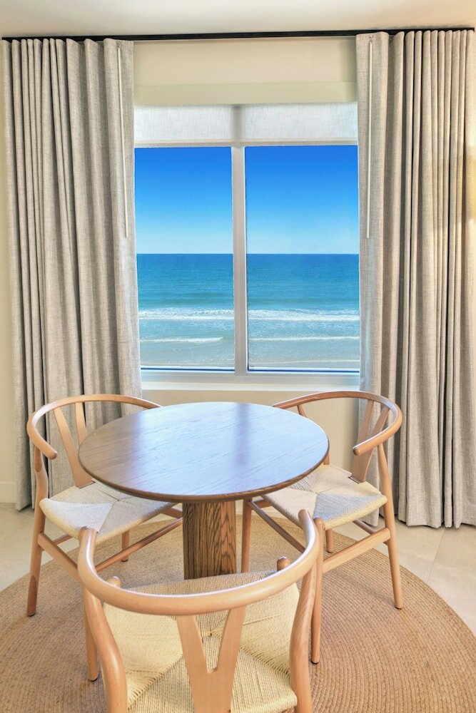 Фото Atlantic Ocean Palm Inn