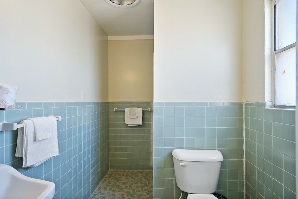 Фото Oyo Alpine Tx near Big Bend National Park