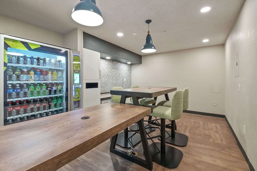 Фото Extended Stay America - Miami - Airport - Blue Lagoon