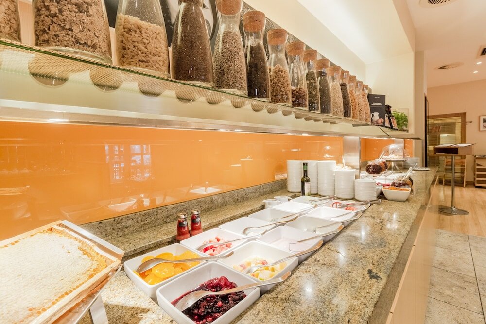 Фото Mercure Hotel Koeln City Friesenstrasse