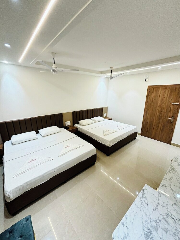 Фото Hotel Citywalk Residency